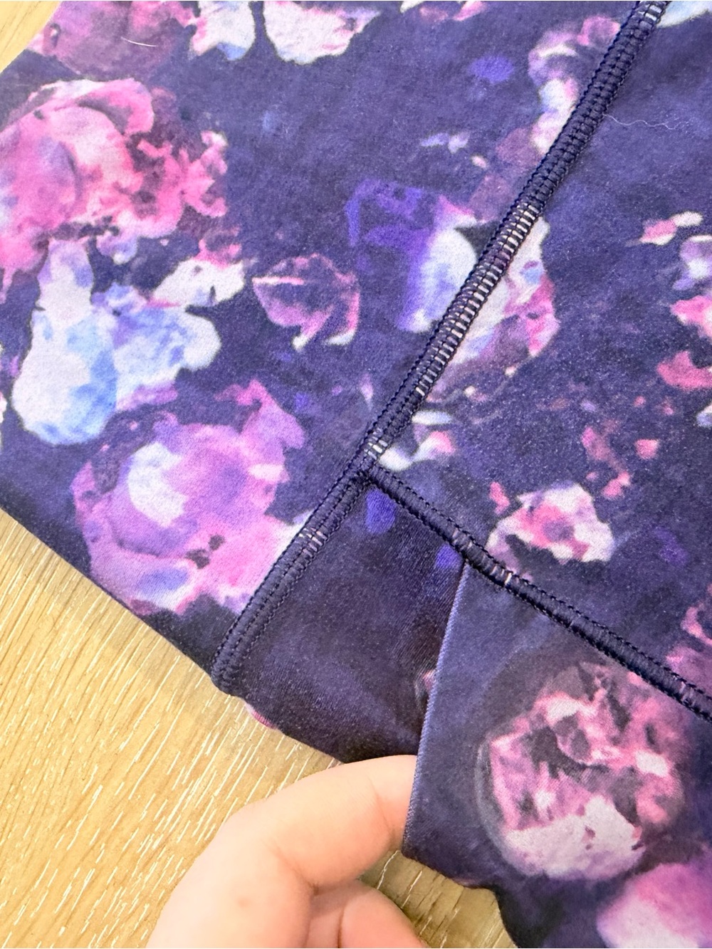 Athleta Purple Floral High-Rise Leggings with Pockets - Picture 4 of 6